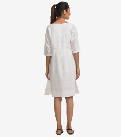 White linen solid dress