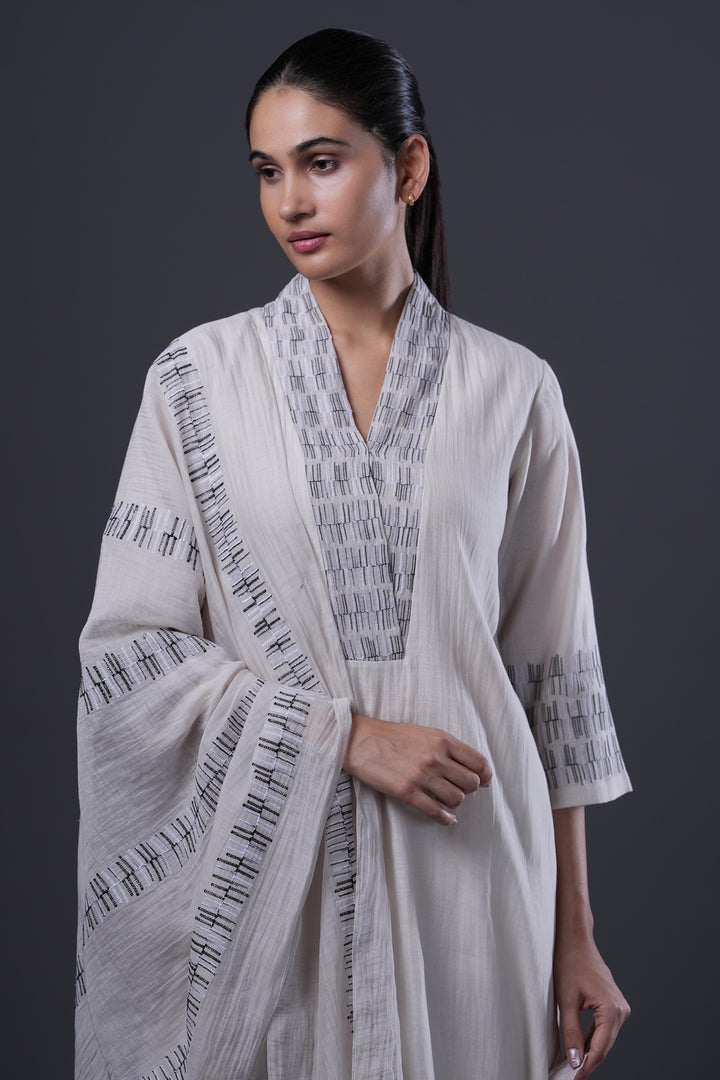 Ivory Embroidered Chanderi Kurta Set