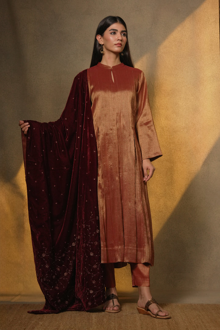 Maroon Tissue Kurta with Pants and Velvet Duaptta