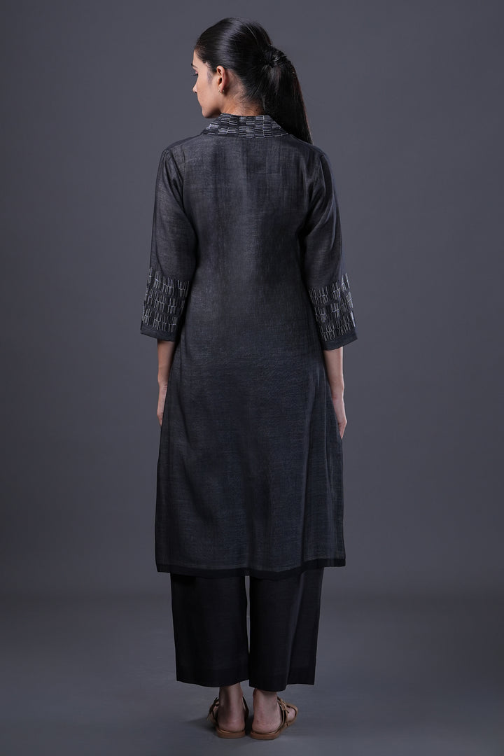 Black Embroidered Chanderi Kurta Set