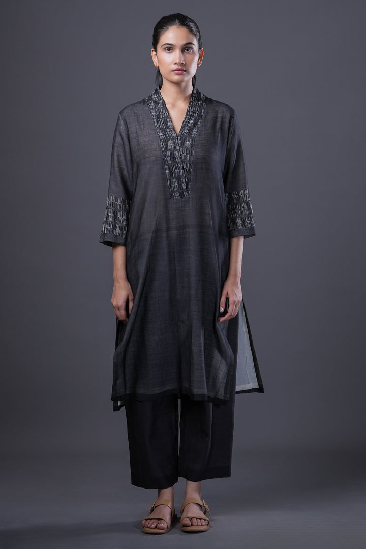 Black Embroidered Chanderi Kurta Set