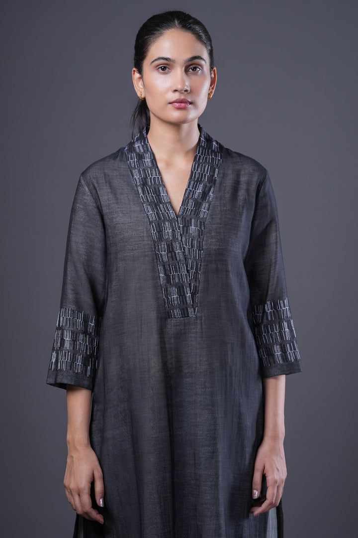 Black Embroidered Chanderi Kurta Set