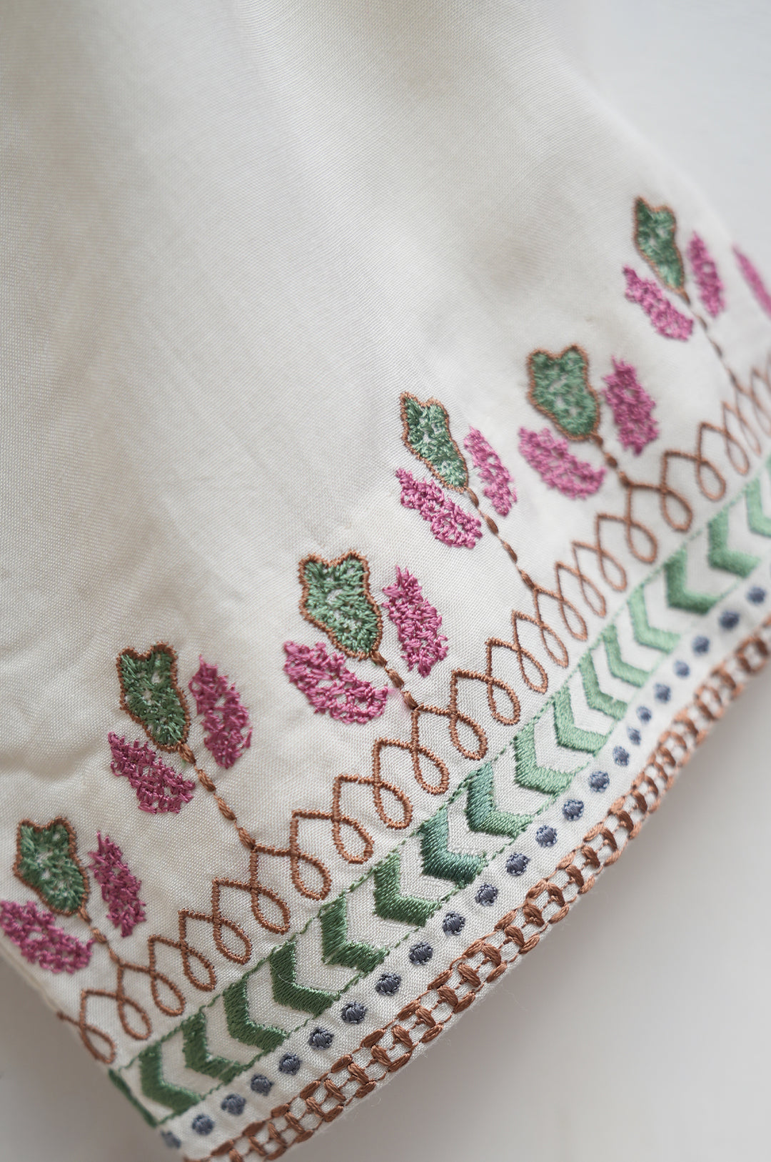 Off-white and Rose Embroidered Kurta Set