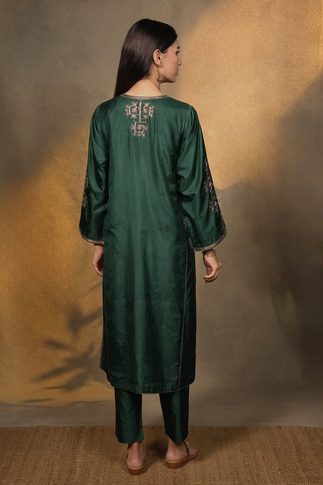 Emerald Green Embroidered Silk Kurta with Pants and Organza Dupatta