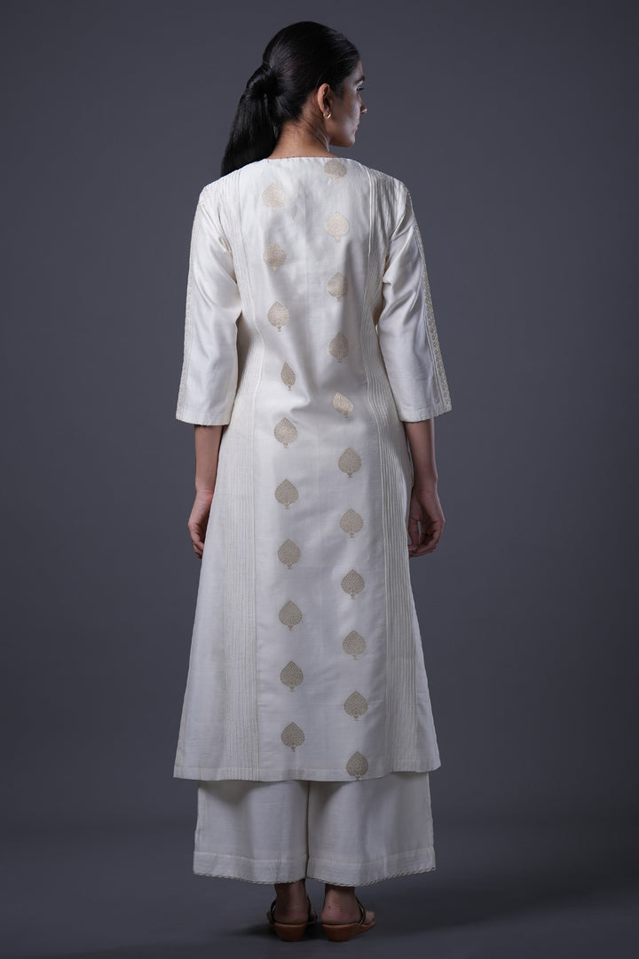 Natural Hand Embroidered Banarsi Chanderi Kurta