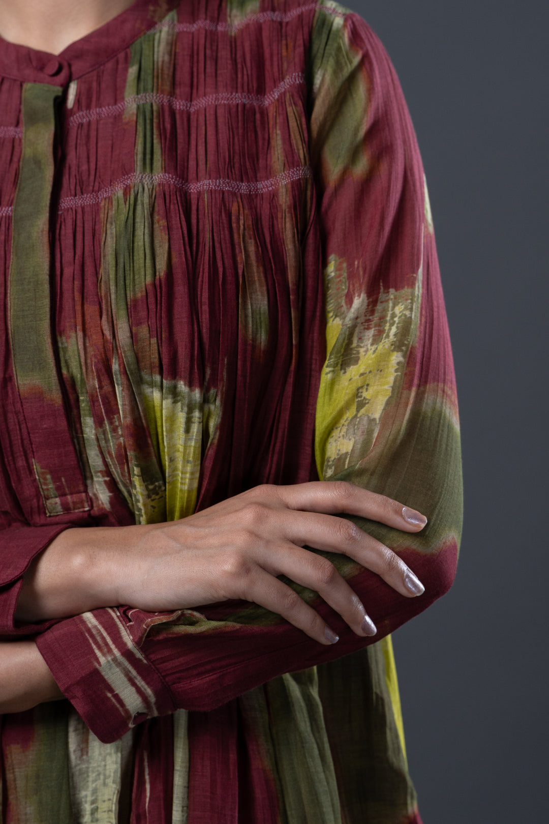 Maroon and Green Abstract Print Pleated Chanderi Midi Dress