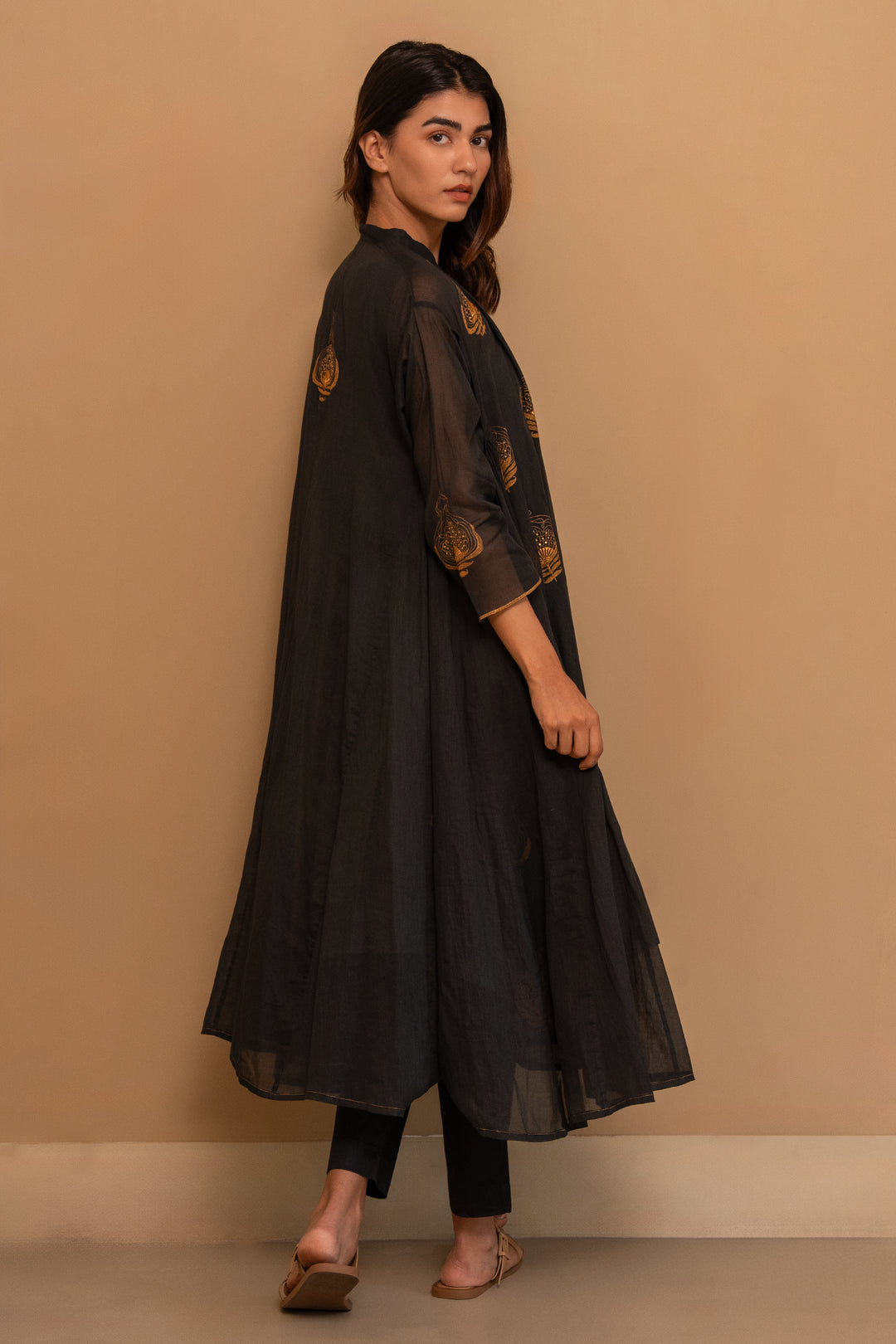Black Embroidery Fine Cotton Choga