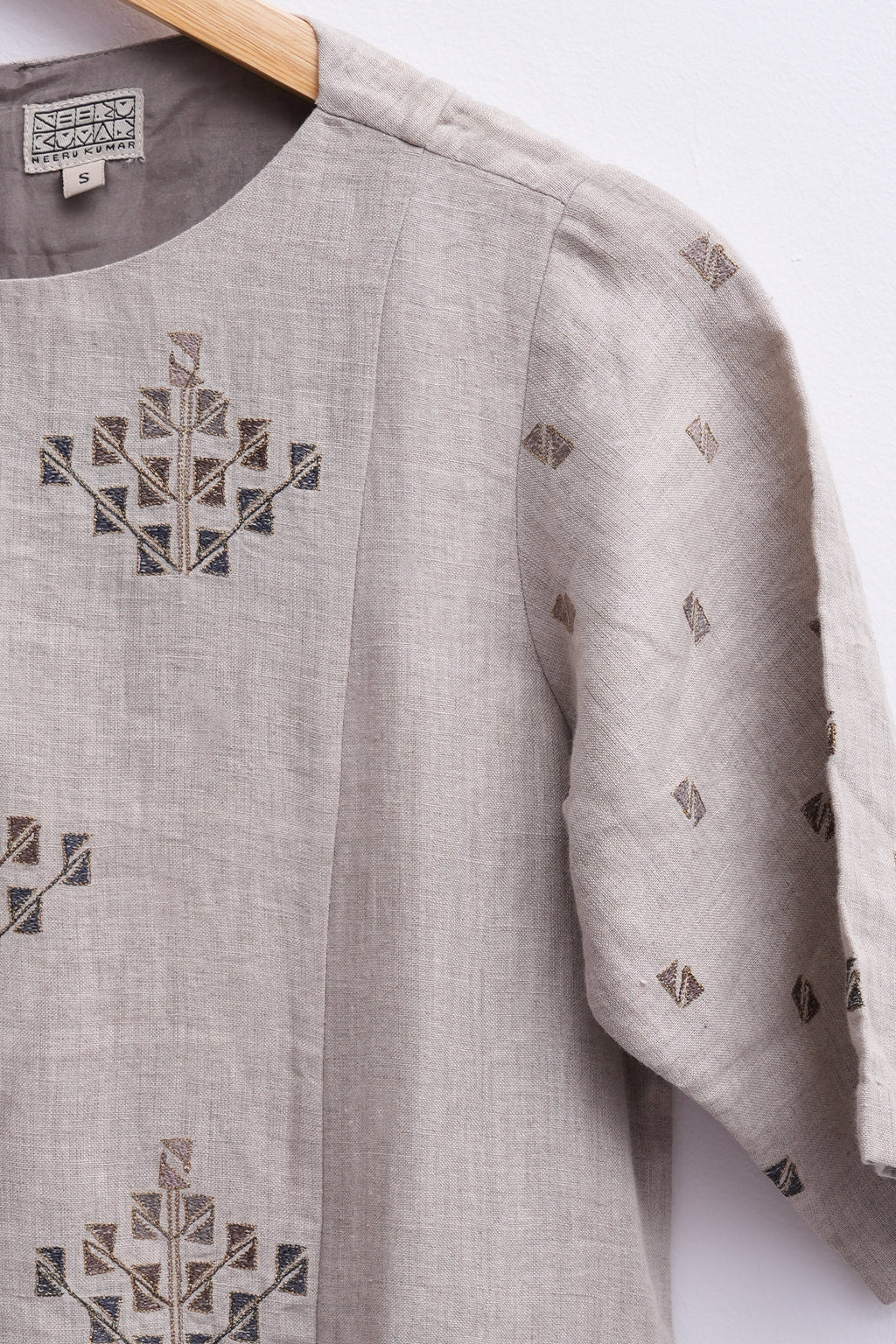 Beige Cotton Linen Embroidered Kurta