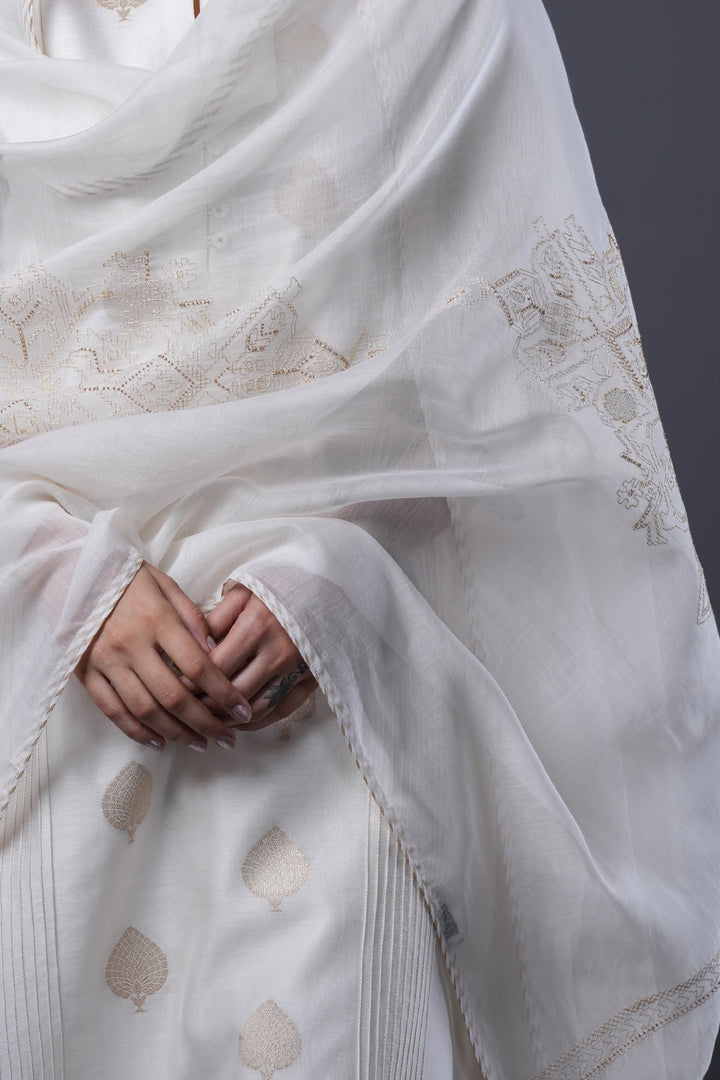 Natural Hand Embroidered Chanderi Dupatta