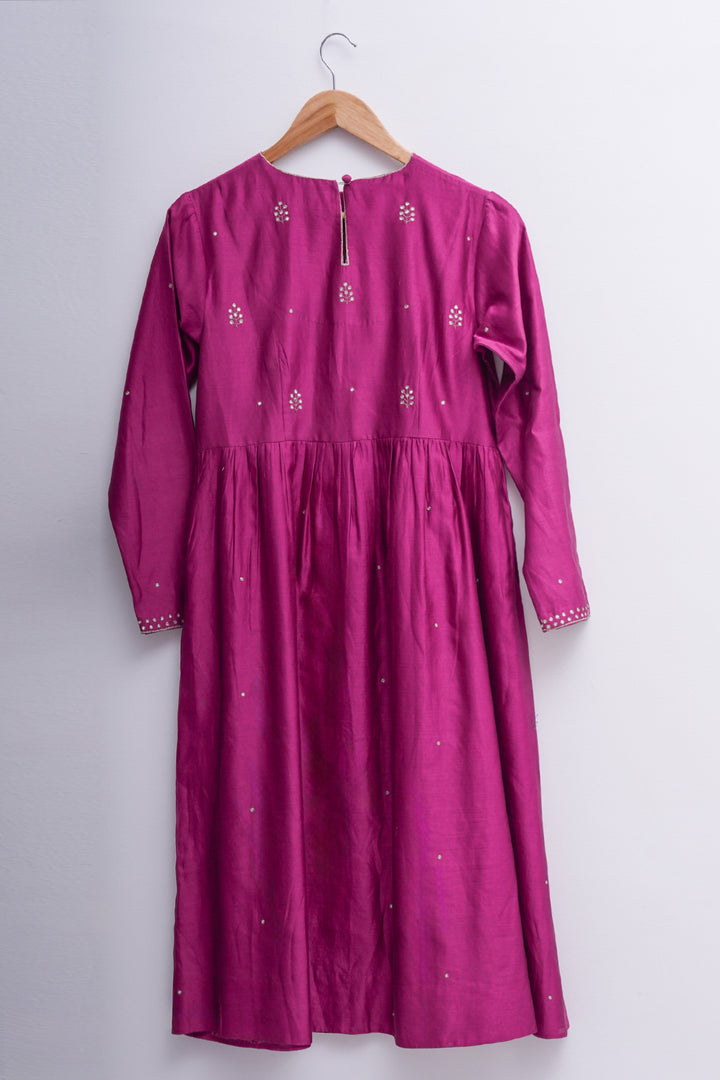 Magenta Embroidered Chanderi Kurta