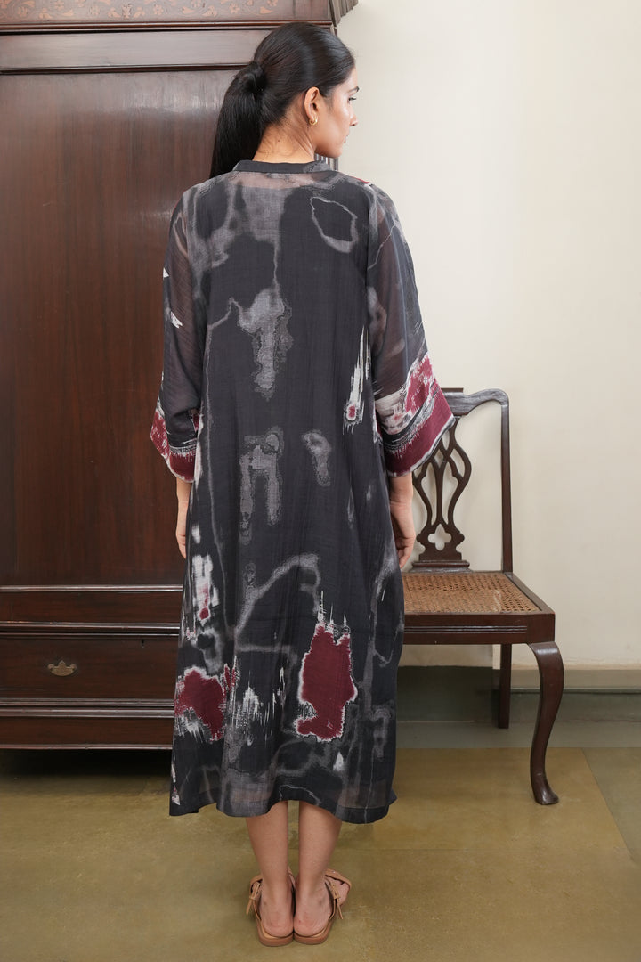 Black Abstract Print Chanderi Kaftan
