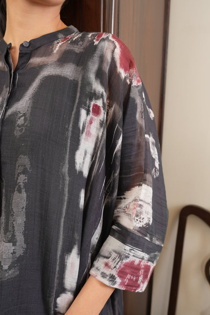 Black Abstract Print Chanderi Kaftan