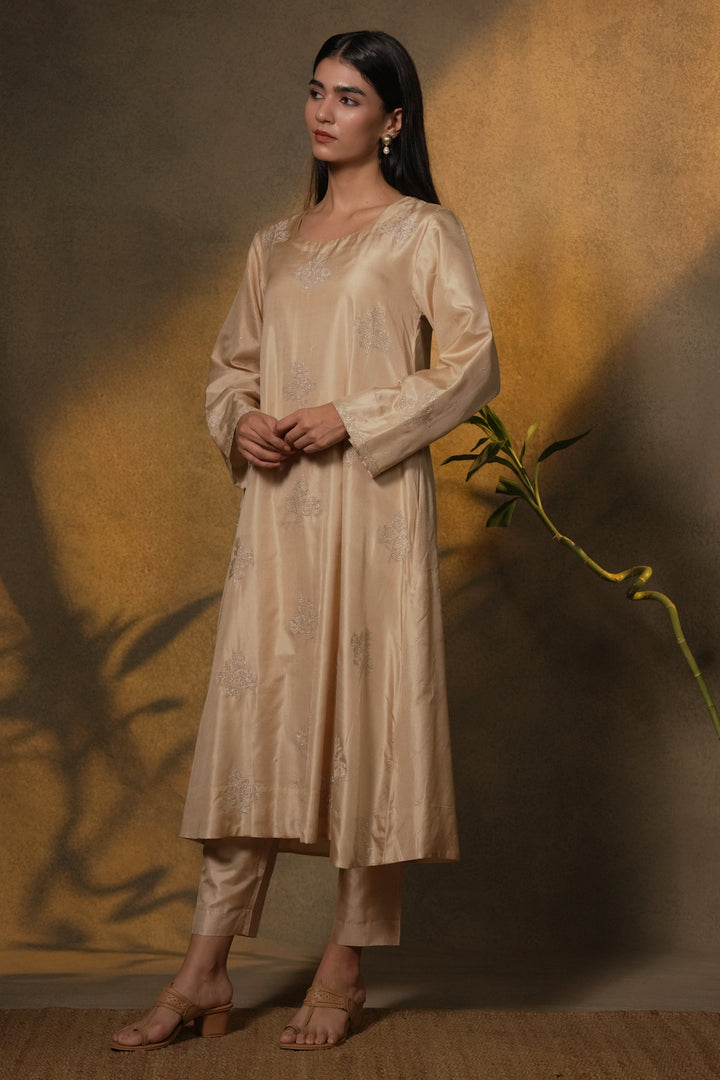 Beige Hand Embroidered Silk Kurta with Pants and Organza Dupatta