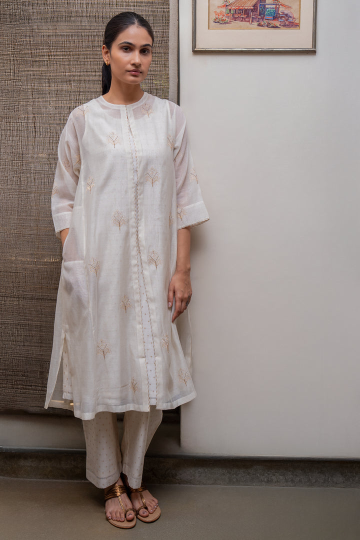 Natural Hand Embroidered Banarsi Chanderi Cape with Slip
