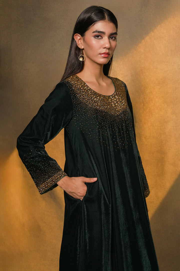 Emerald Green Velvet Kurta with Pants and Tissue Dupatta