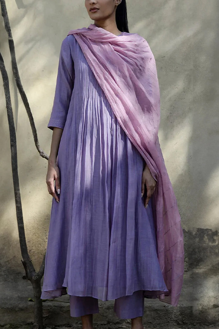 Mauve Thread Embroidered Kurta Set with Dupatta
