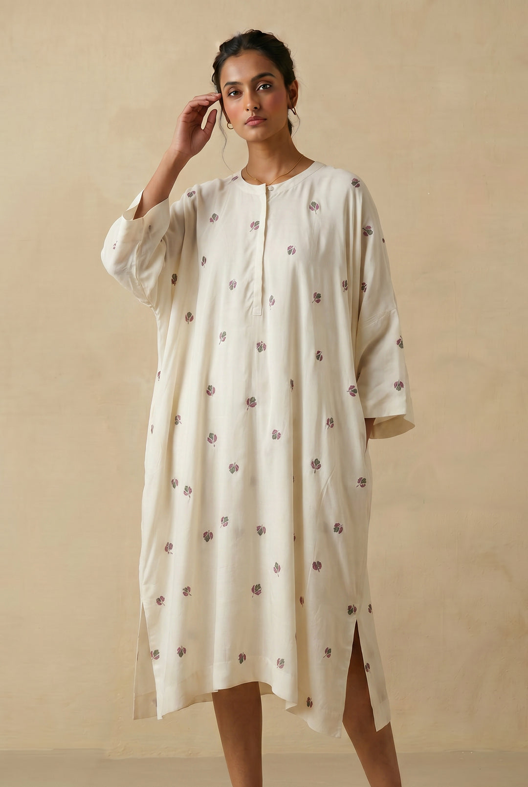 Floral Embroidered Kaftan With Slip