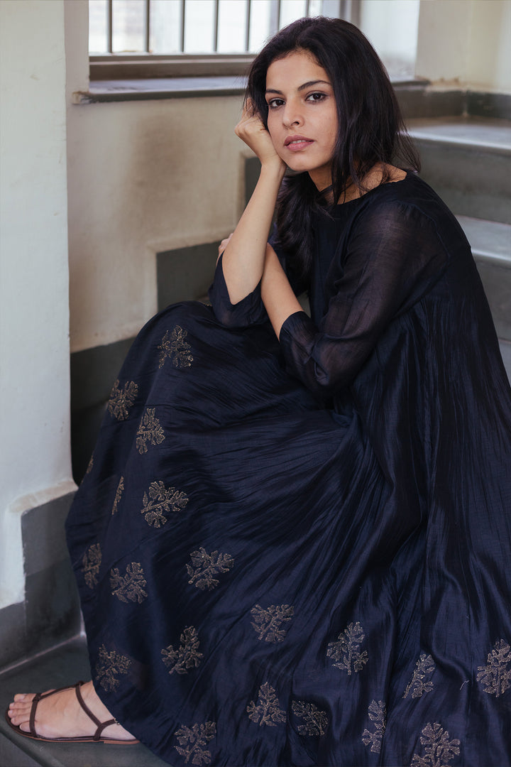 Black chanderi crinckled kurta