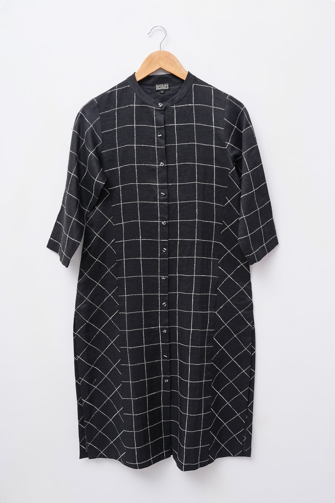 Black Woven Fine Linen Kurta