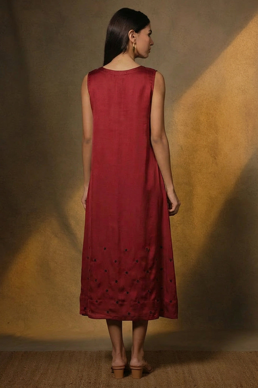 Maroon Embellished Satin Sleeveless Midi Dress