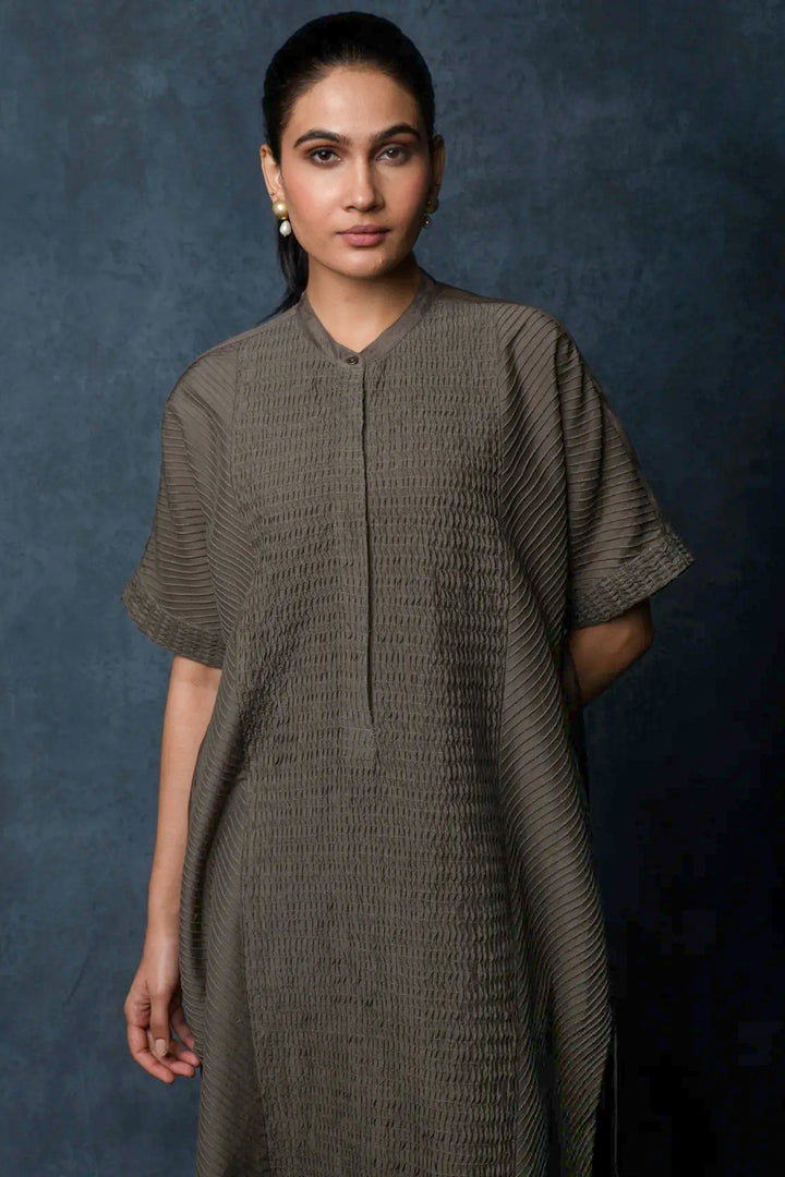 Veg Pintuck Cotton Silk Kurta