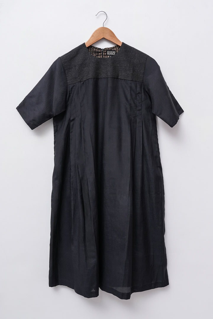 Black Embroidered Cotton Silk Kurta