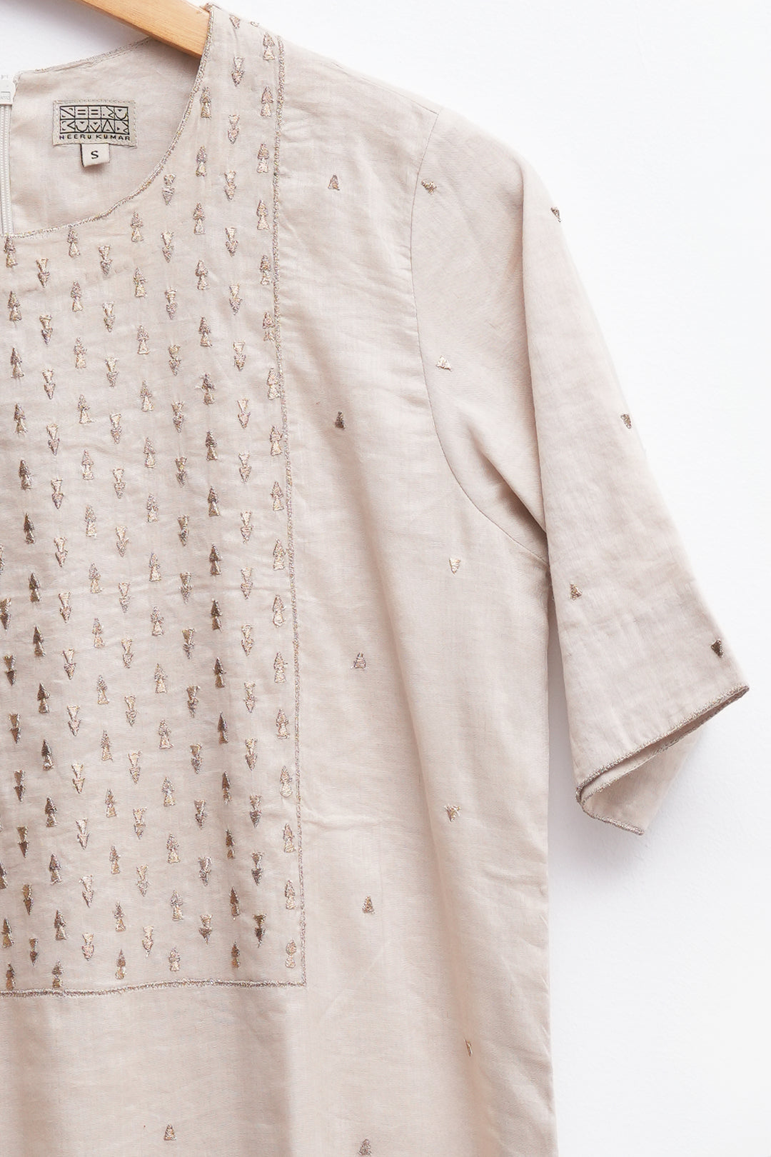 Natural Fine Ramie Embroidered Kurta
