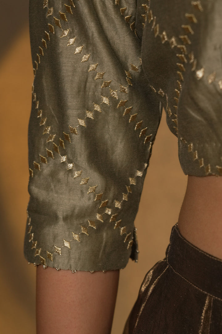 Veg Embroidered Chanderi Blouse with Tisssue Lehenga and Dupatta