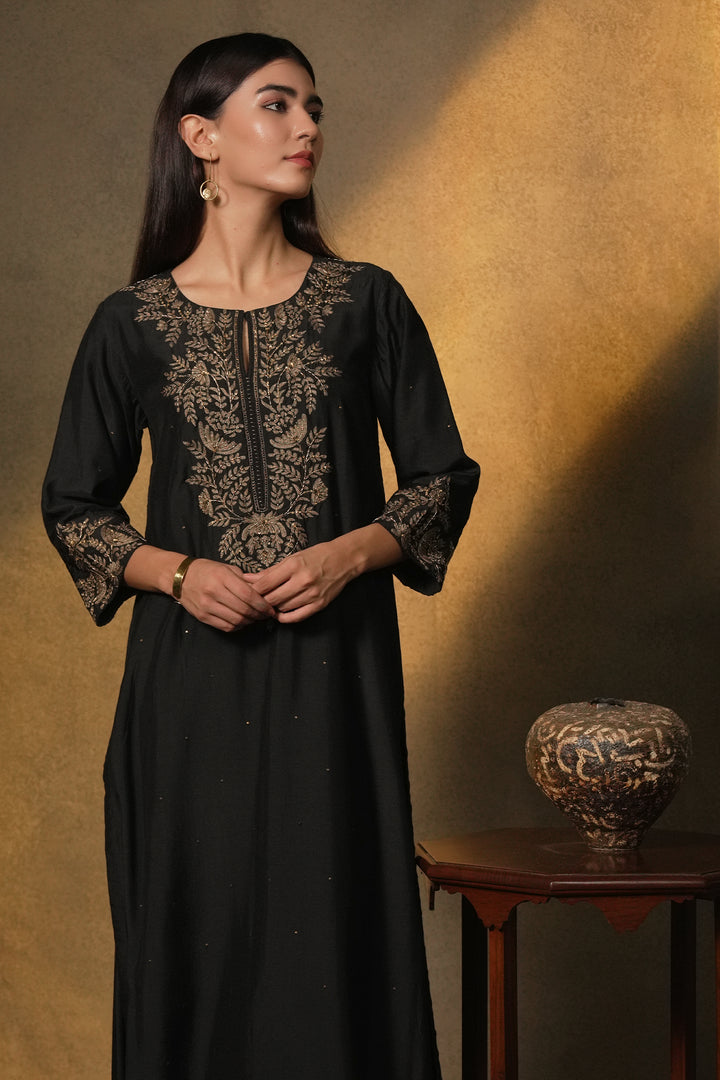 Black Hand Embroidered Cotton Silk Kurta with Pants and Organza Dupatta