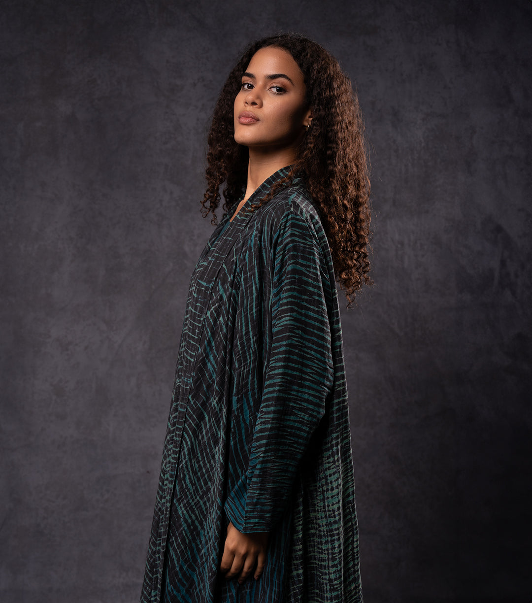 Teal & Black Hand-Dyed Shibori Silk Cape Set