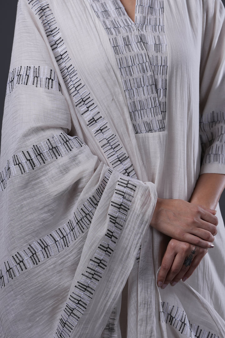 Ivory Embroidered Chanderi Kurta Set