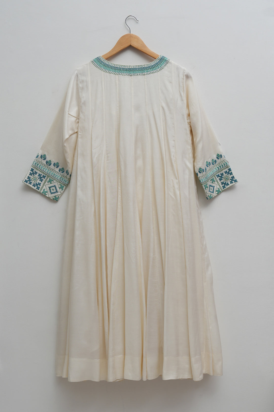 Off White & Teal Embroidered Cotton Silk Kurta Set