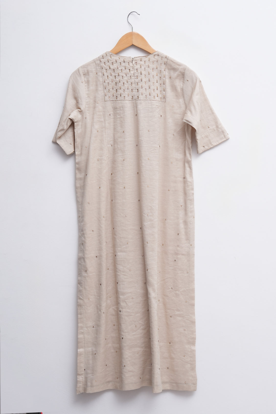 Natural Fine Ramie Embroidered Kurta