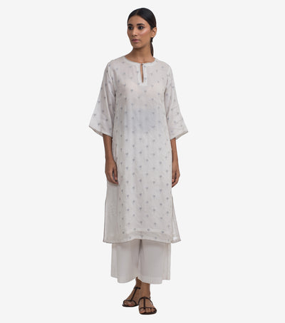 White Cotton Embroidered Kurta