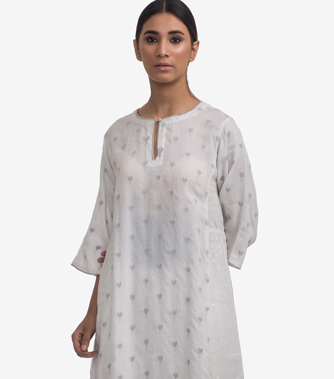 White Cotton Embroidered Kurta