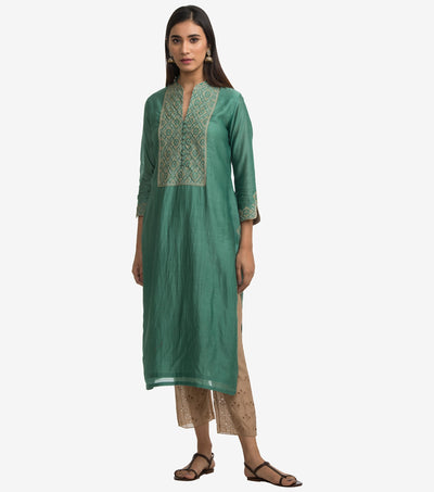 Green embroidered chanderi kurta