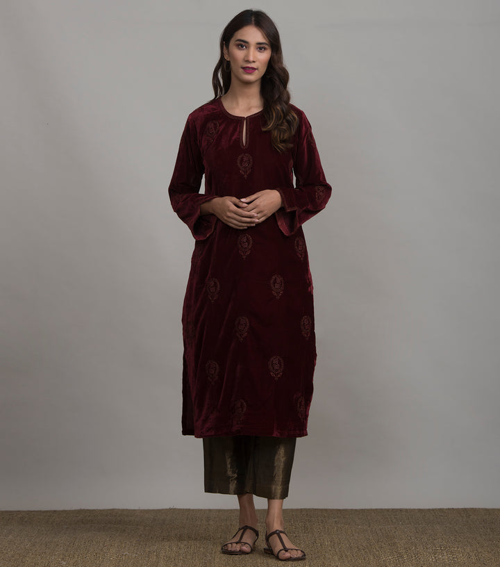 Maroon floral embroidered velvet kurta