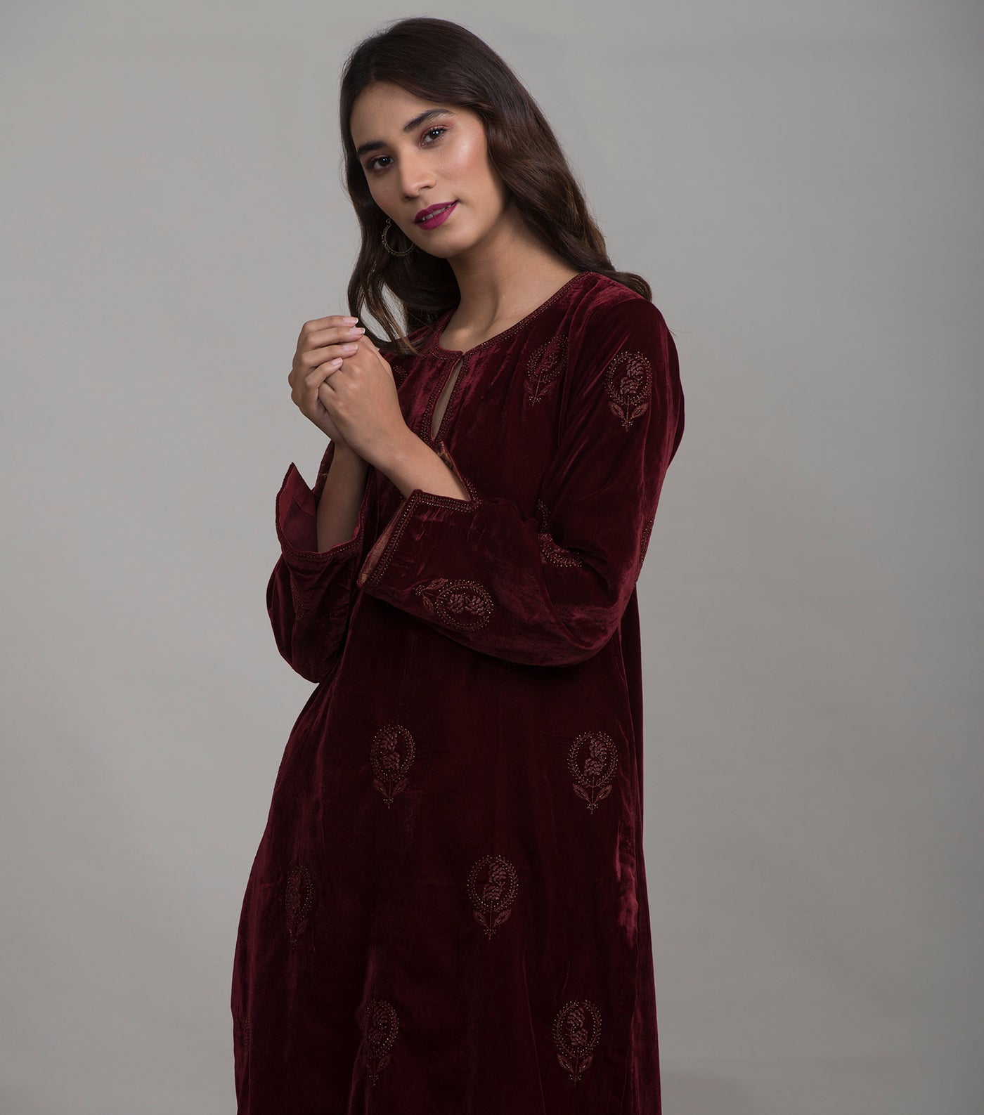 Maroon floral embroidered velvet kurta