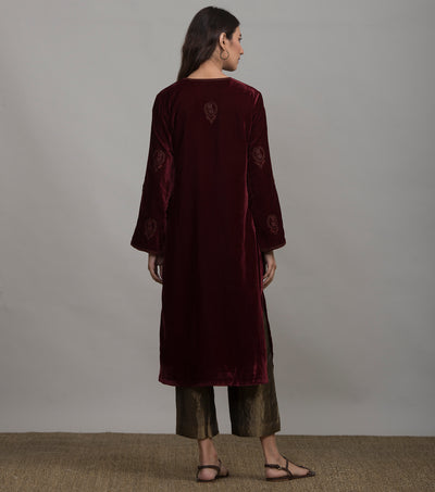 Maroon floral embroidered velvet kurta