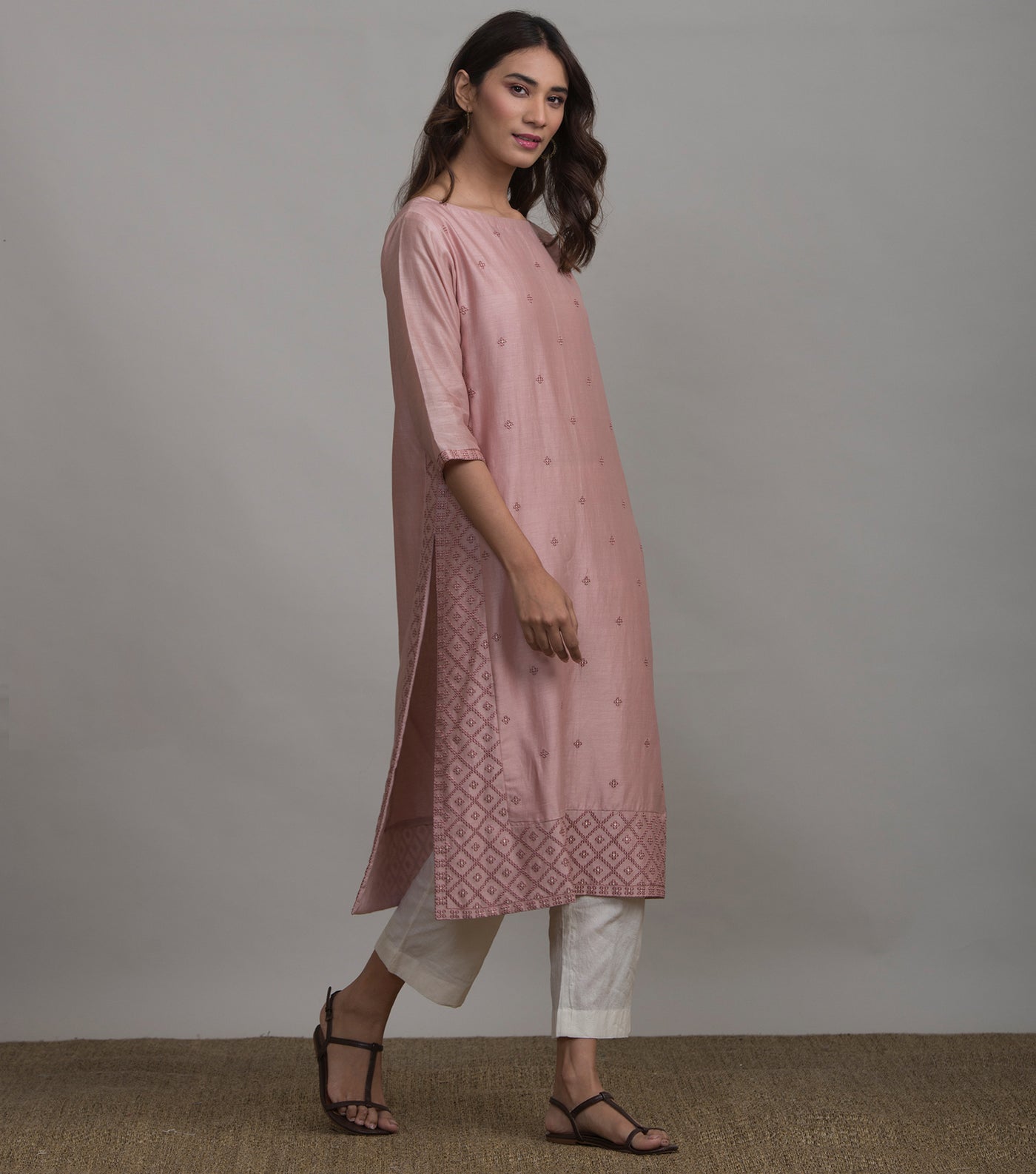 Pink embroidered chanderi kurta