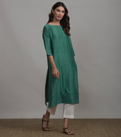 Green embroidered chanderi kurta