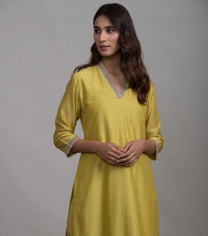 Yellow chanderi kurta & Cotton pants set