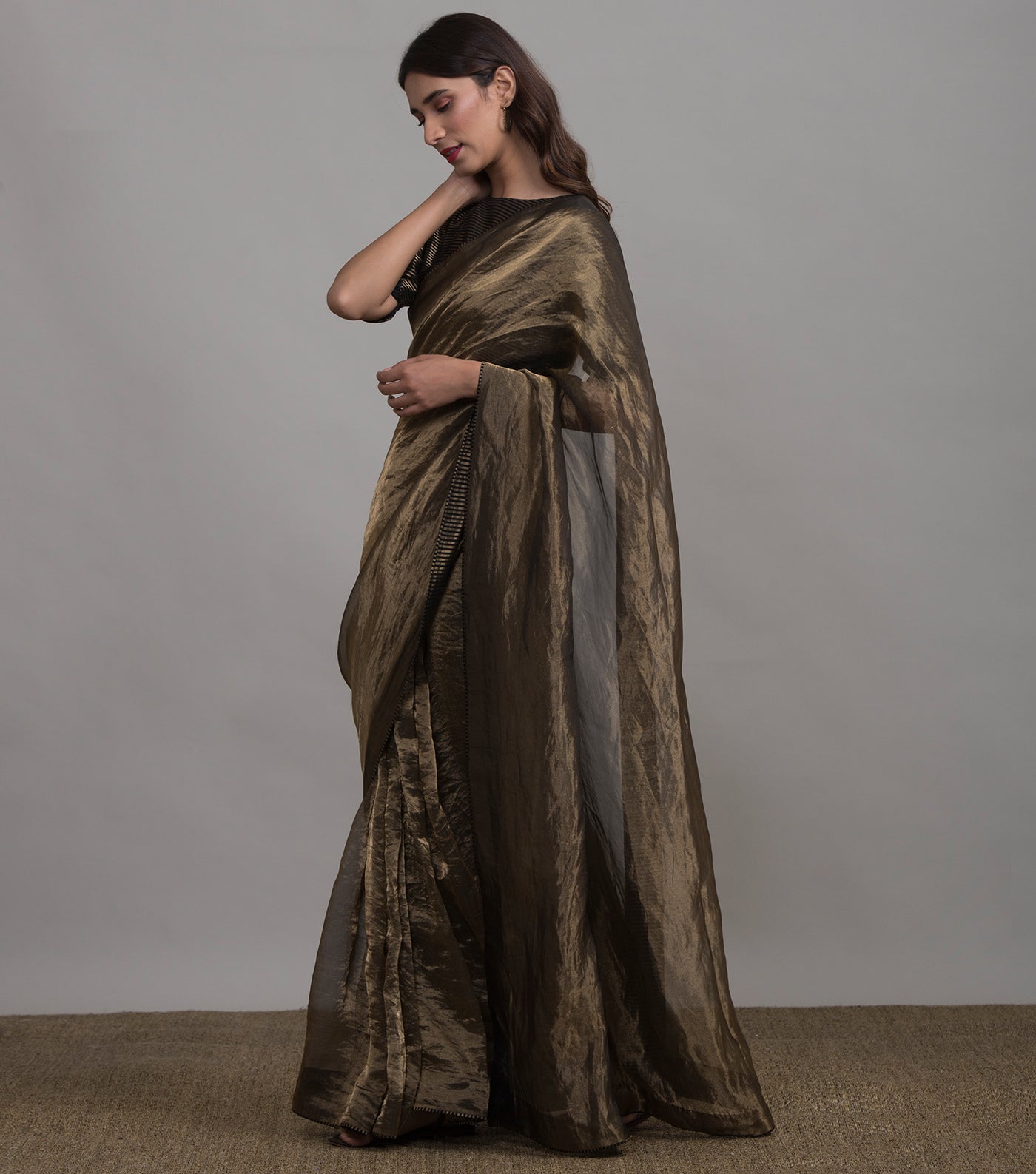 Gold solid tissue saree