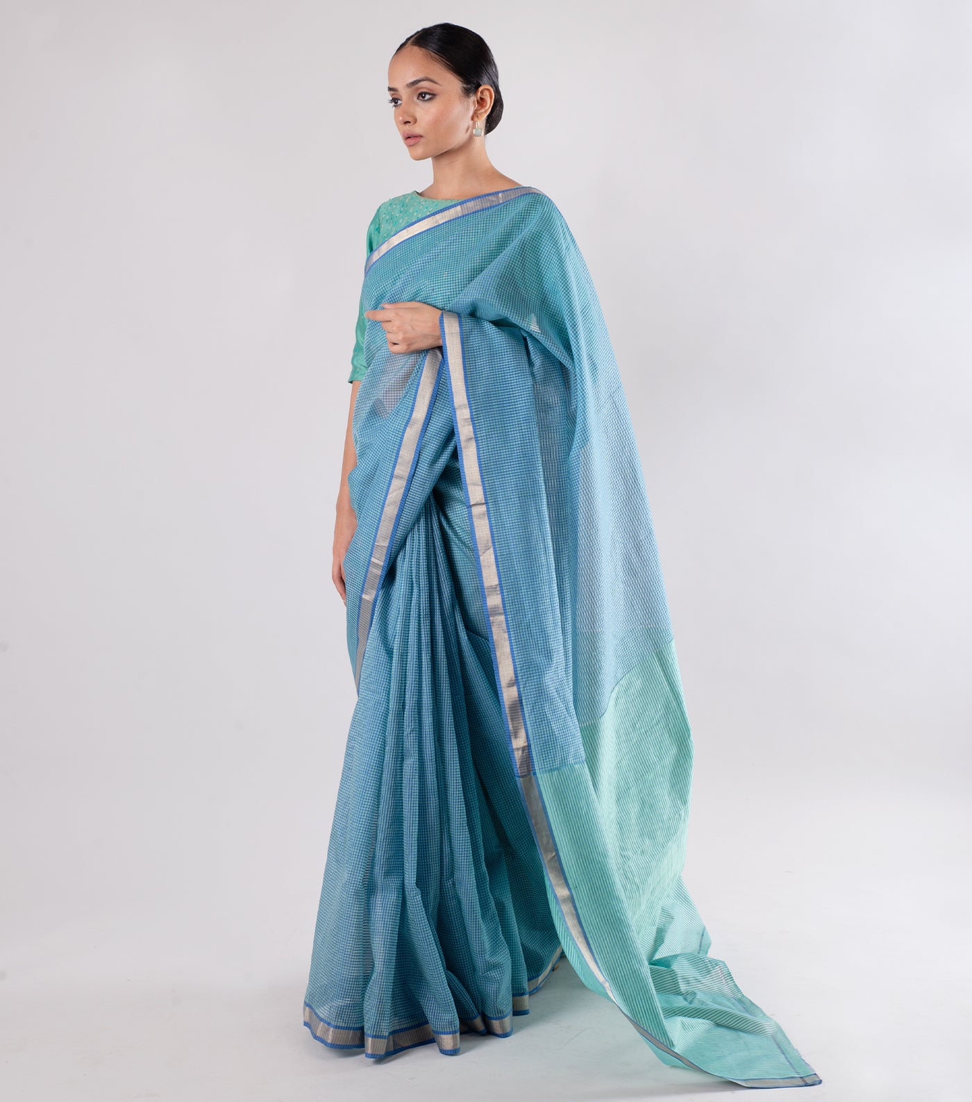Blue Hand Woven Maheshwari Saree