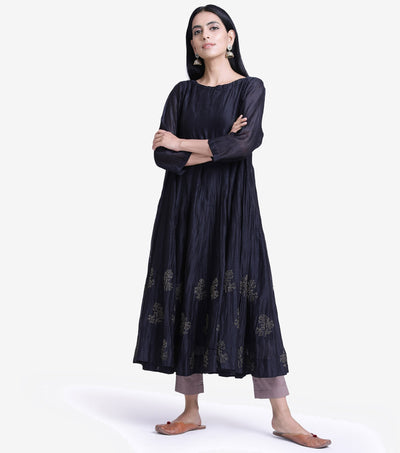 Black chanderi crinckled kurta