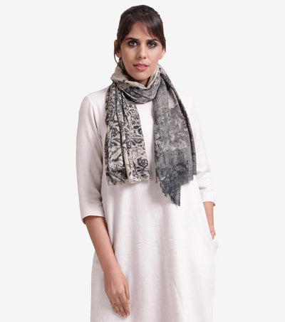 Digital printed wool stole