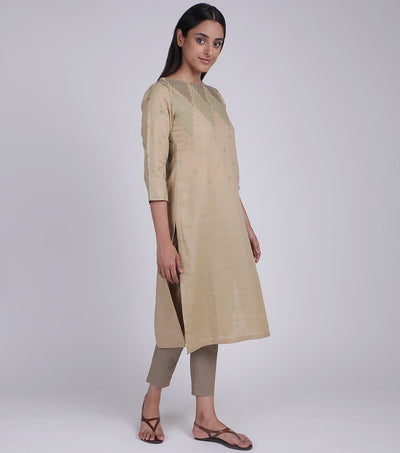 Veg Embroidered kurta