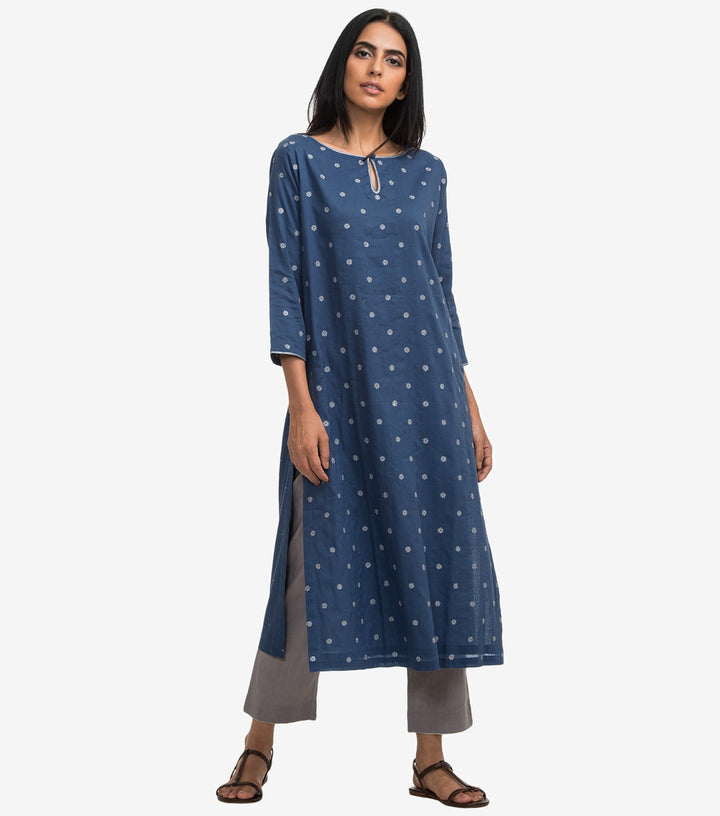 Blue embroidered cambric kurta