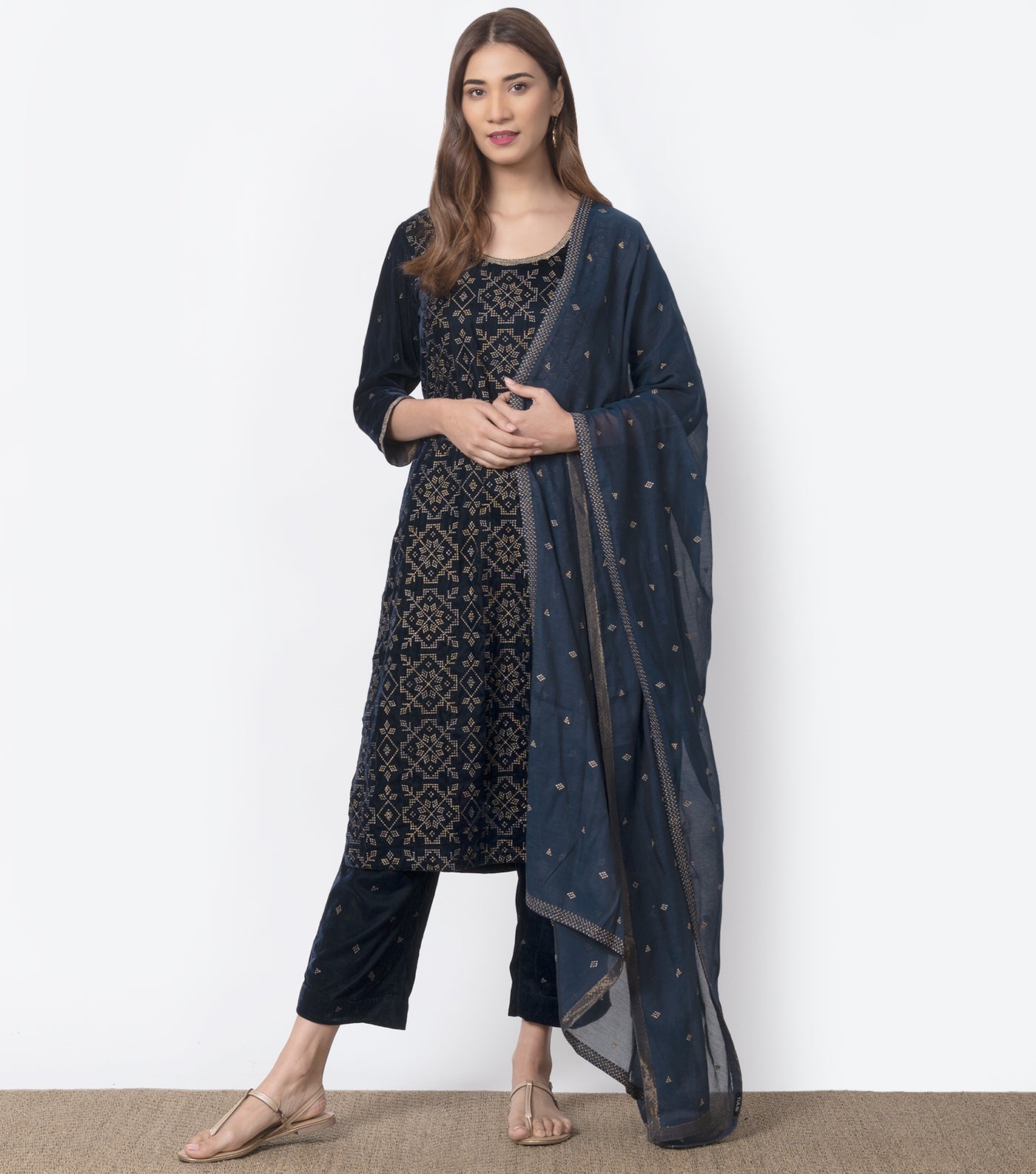 Navy Velvet embroidered Kurta Set