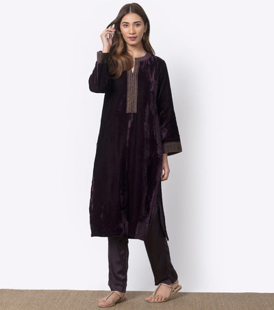 Plum Velvet embroidered Kurta & pants Set